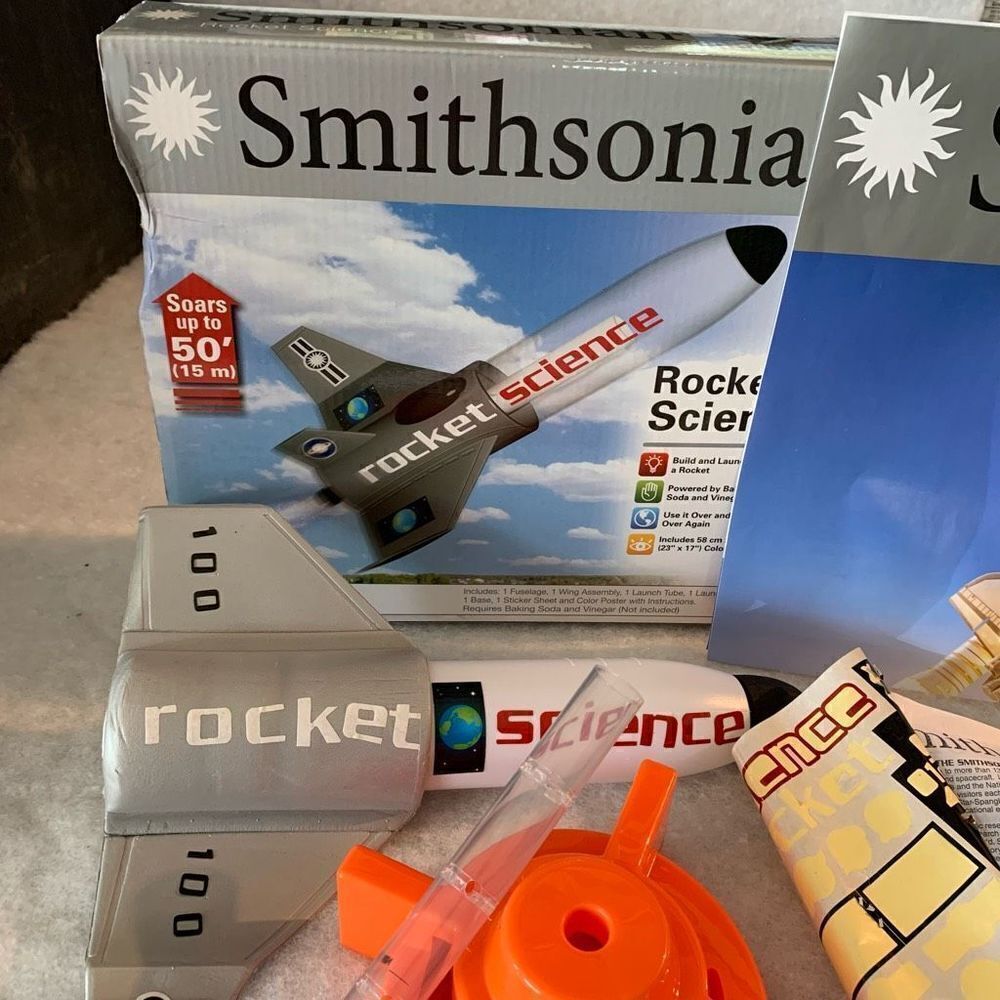 Smithsonian Rocket Science - Picture 3 of 4